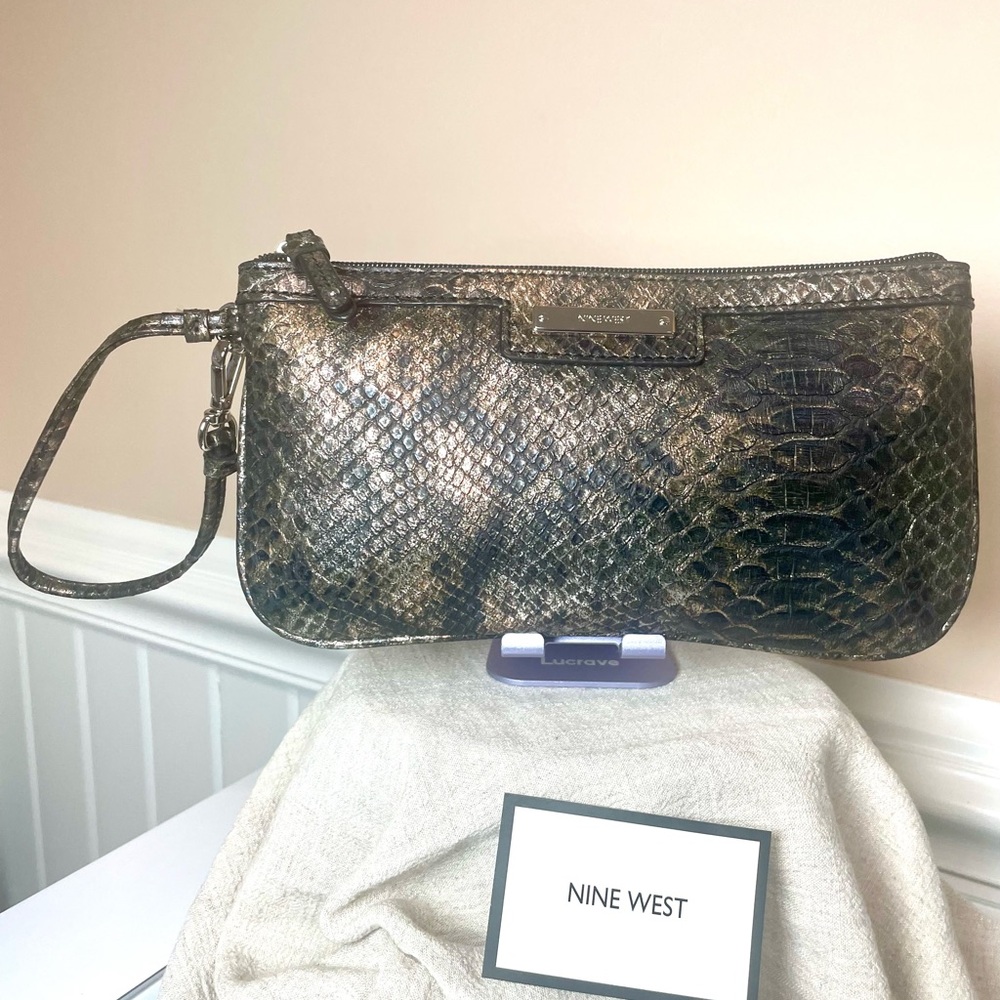 Nine West Brown Snake Print Clutch 4.5 inch H x 9.5 inch L